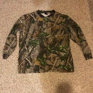 Redhead Long Sleeve Pocket tee